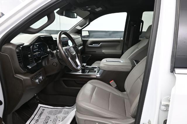 2022 GMC Sierra 1500 4WD Crew Cab Short Box SLT