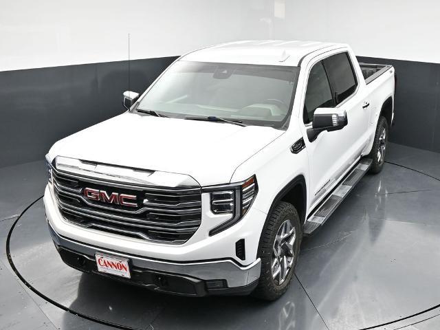 2022 GMC Sierra 1500 4WD Crew Cab Short Box SLT