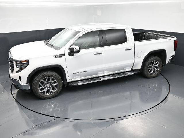 2022 GMC Sierra 1500 4WD Crew Cab Short Box SLT