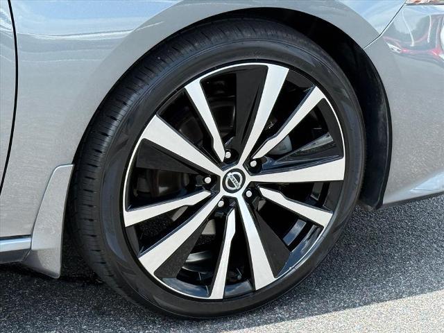 2020 Nissan Altima SR FWD