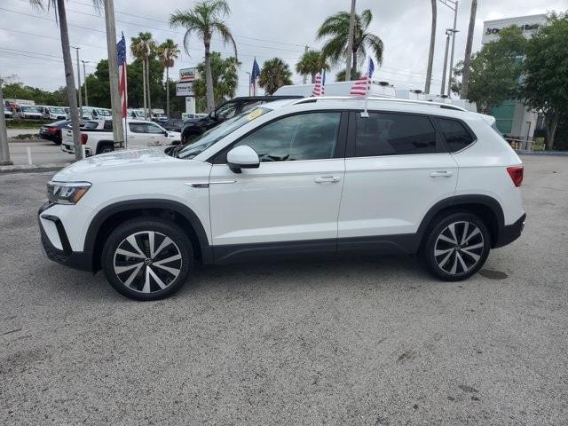 2024 Volkswagen Taos 1.5T SE