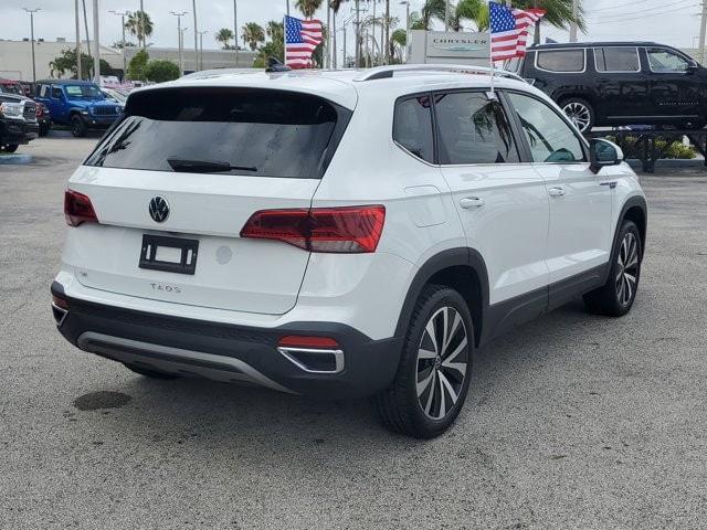 2024 Volkswagen Taos 1.5T SE