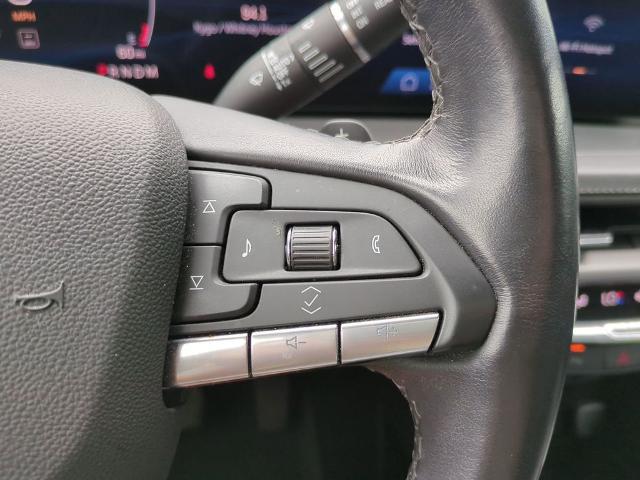 2024 Cadillac XT4 FWD Premium Luxury