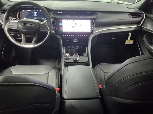 2026 Jeep Grand Cherokee Limited Reserve