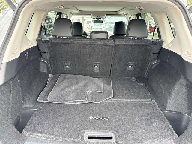 2022 Nissan Rogue SL FWD