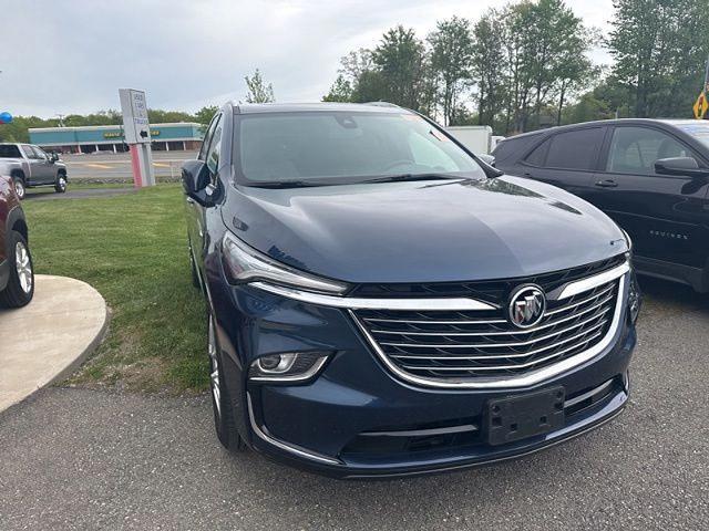 2023 Buick Enclave Essence AWD