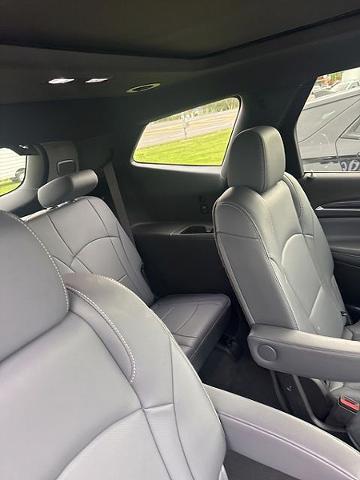 2023 Buick Enclave Essence AWD