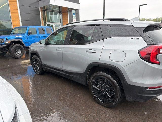 2024 GMC Terrain AWD SLE