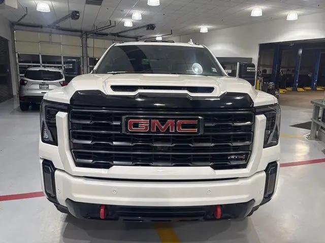 2024 GMC Sierra 3500HD 4WD Crew Cab Long Bed AT4