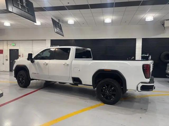 2024 GMC Sierra 3500HD 4WD Crew Cab Long Bed AT4