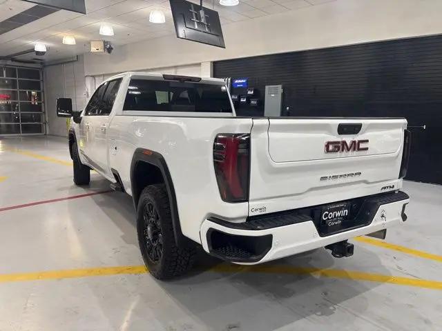 2024 GMC Sierra 3500HD 4WD Crew Cab Long Bed AT4
