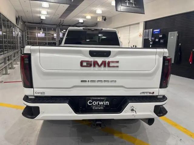 2024 GMC Sierra 3500HD 4WD Crew Cab Long Bed AT4