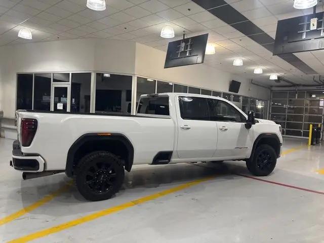 2024 GMC Sierra 3500HD 4WD Crew Cab Long Bed AT4