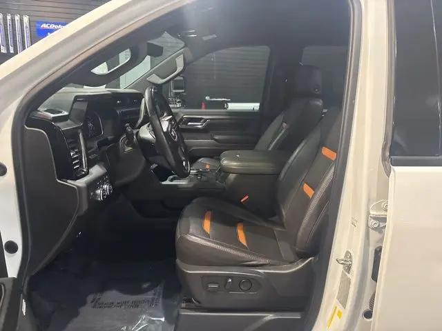 2024 GMC Sierra 3500HD 4WD Crew Cab Long Bed AT4