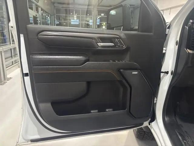 2024 GMC Sierra 3500HD 4WD Crew Cab Long Bed AT4