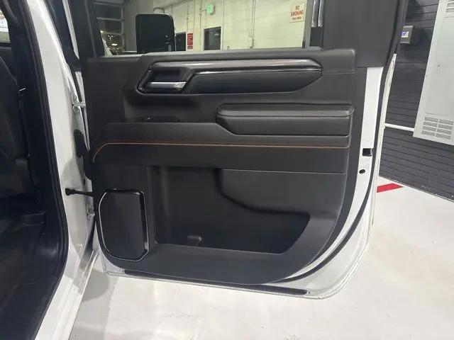 2024 GMC Sierra 3500HD 4WD Crew Cab Long Bed AT4