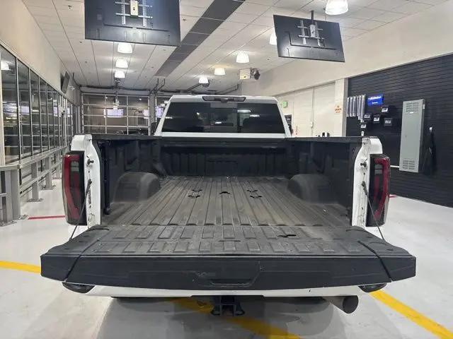 2024 GMC Sierra 3500HD 4WD Crew Cab Long Bed AT4