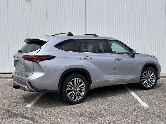 2024 Toyota Highlander Platinum
