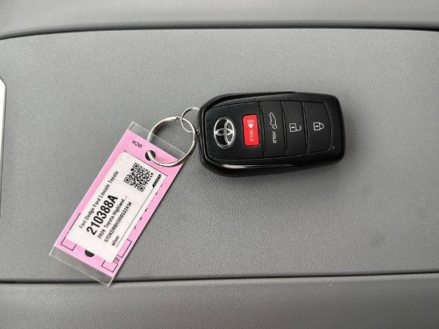 2024 Toyota Highlander Platinum
