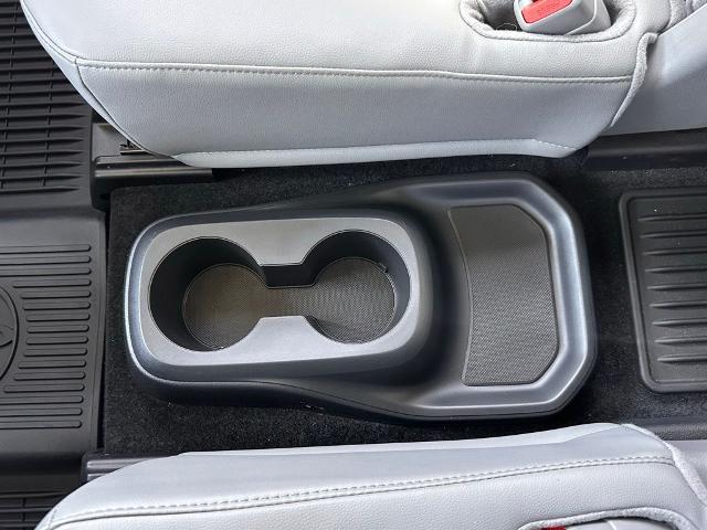 2024 Toyota Highlander Platinum