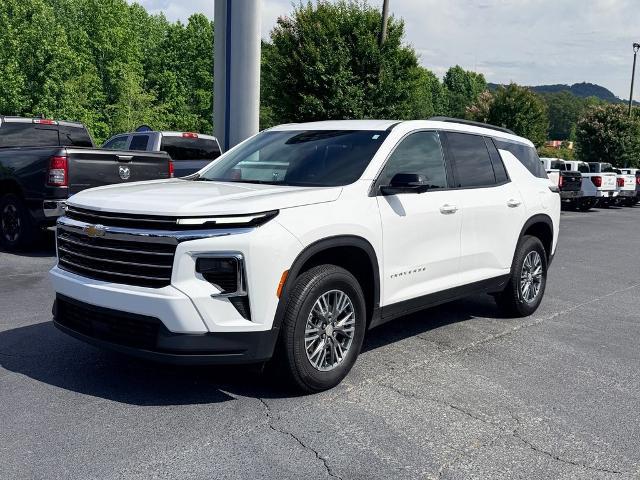 2025 Chevrolet Traverse FWD LT