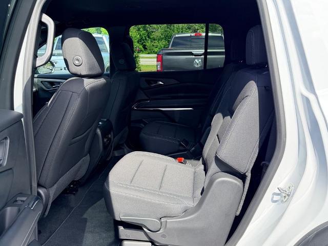 2025 Chevrolet Traverse FWD LT