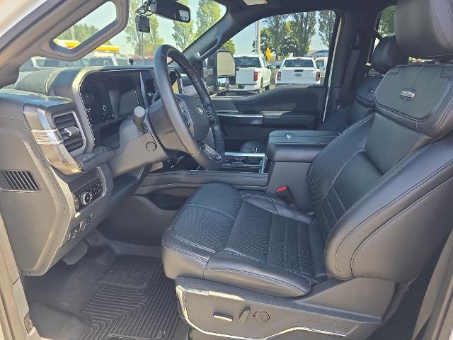 2025 Ford F-250 Platinum