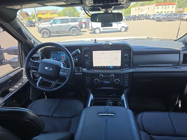2025 Ford F-250 Platinum