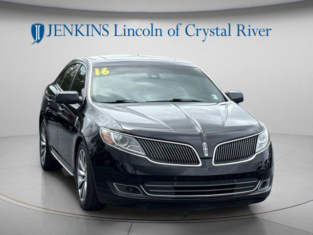 2016 Lincoln MKS Base