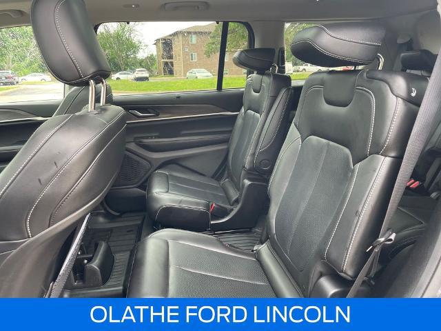 2023 Jeep Grand Cherokee L Limited 4x4