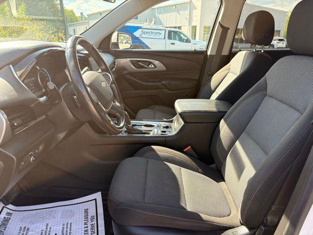 2020 Chevrolet Traverse AWD LT Cloth