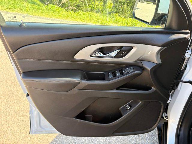 2020 Chevrolet Traverse AWD LT Cloth