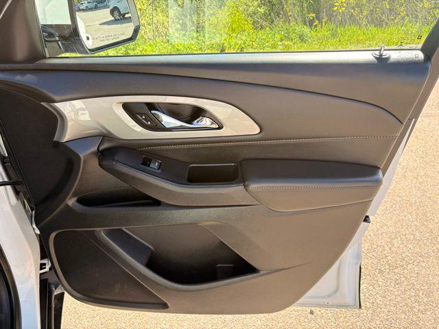 2020 Chevrolet Traverse AWD LT Cloth