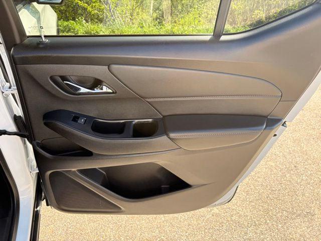 2020 Chevrolet Traverse AWD LT Cloth