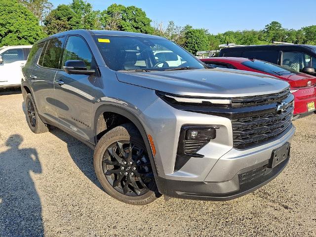 2024 Chevrolet Traverse FWD LS