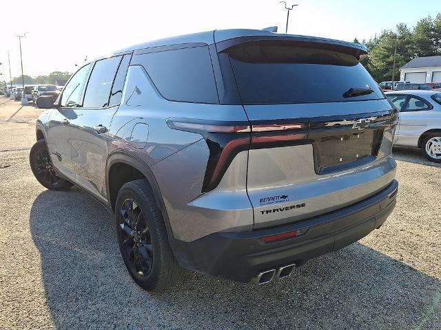 2024 Chevrolet Traverse FWD LS