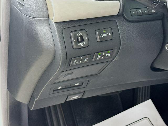2017 Lexus LS 460 Base