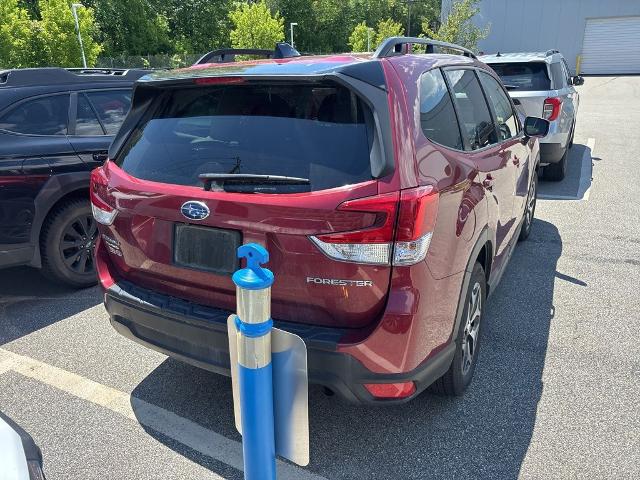 2024 Subaru Forester Premium