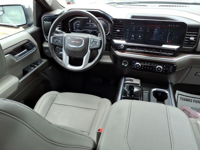 2023 GMC Sierra 1500 4WD Crew Cab Short Box SLT