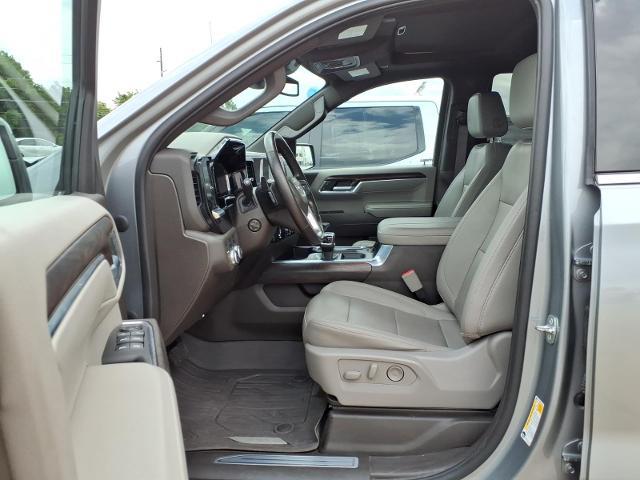 2023 GMC Sierra 1500 4WD Crew Cab Short Box SLT