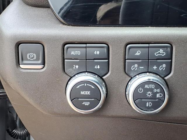 2023 GMC Sierra 1500 4WD Crew Cab Short Box SLT