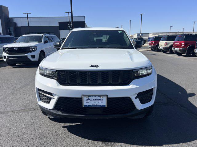 2025 Jeep Grand Cherokee Altitude 4x4