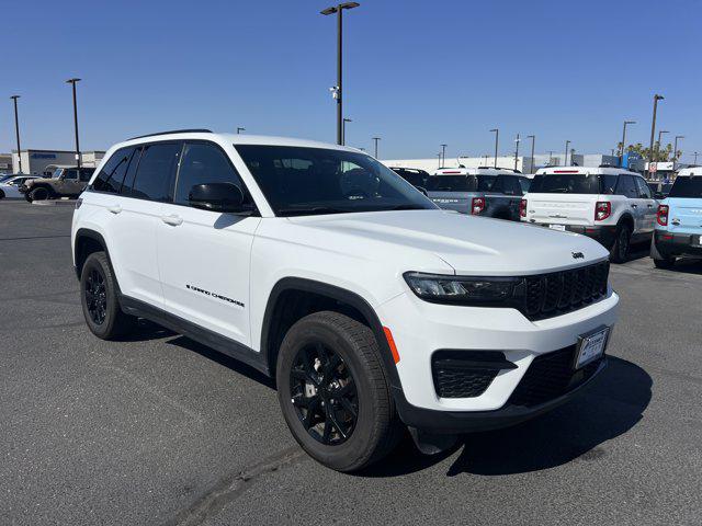 2025 Jeep Grand Cherokee Altitude 4x4