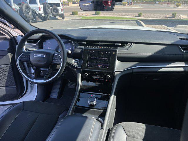 2025 Jeep Grand Cherokee Altitude 4x4