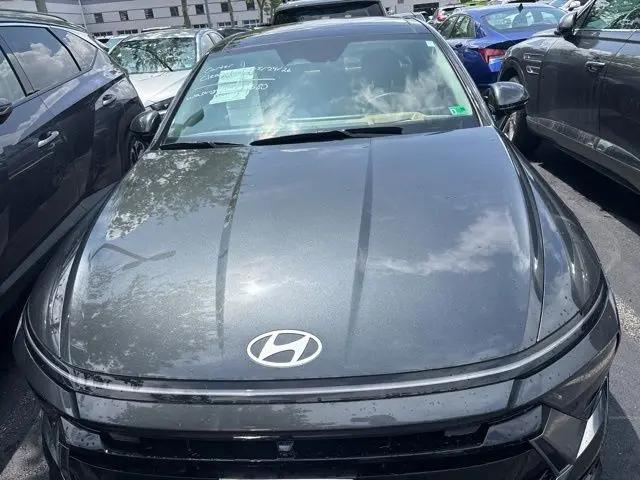 2024 Hyundai Sonata Hybrid Limited