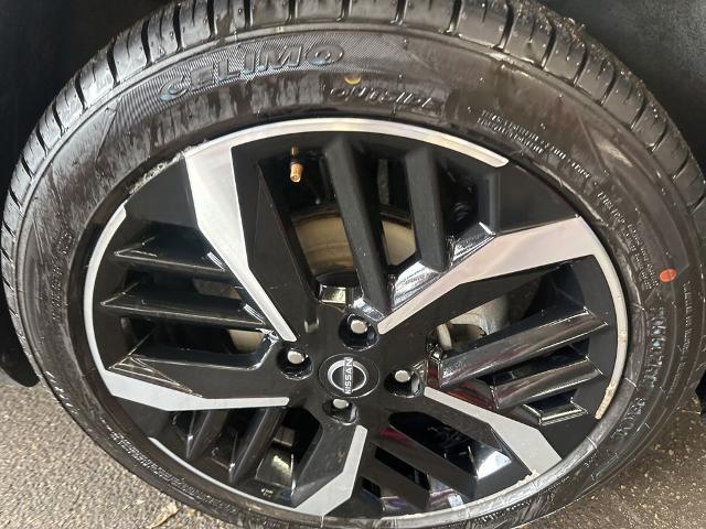 2024 Nissan Versa 1.6 SR