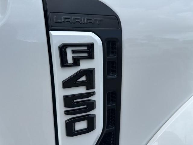 2023 Ford F-450 LARIAT