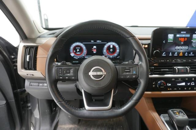 2023 Nissan Pathfinder Platinum 4WD