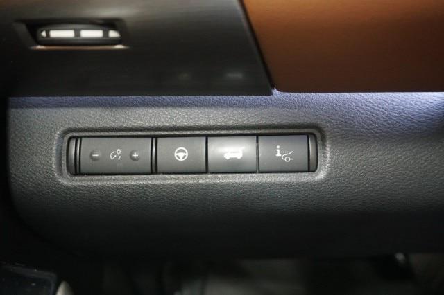 2023 Nissan Pathfinder Platinum 4WD