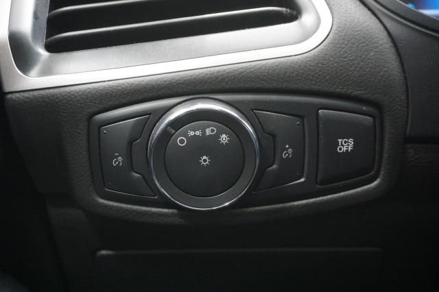 2022 Ford Edge SE